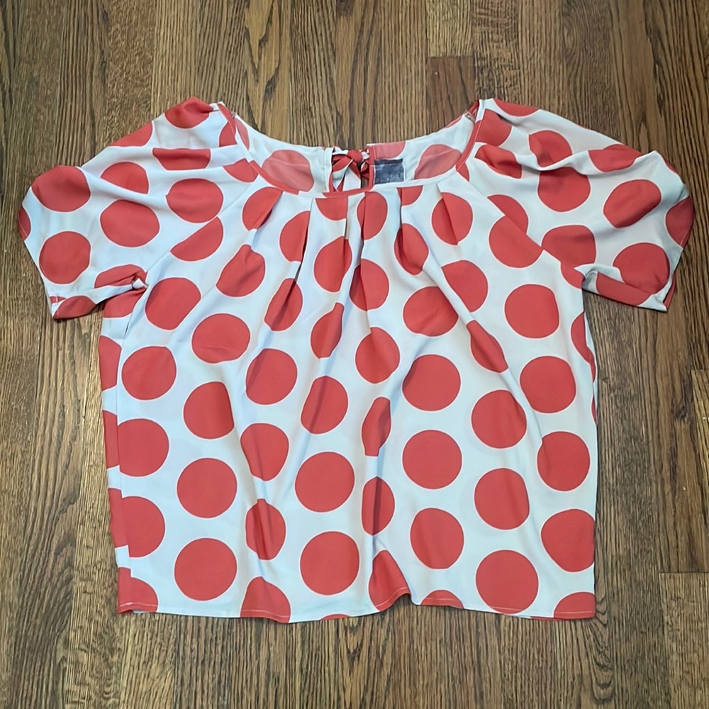 Polka dot top